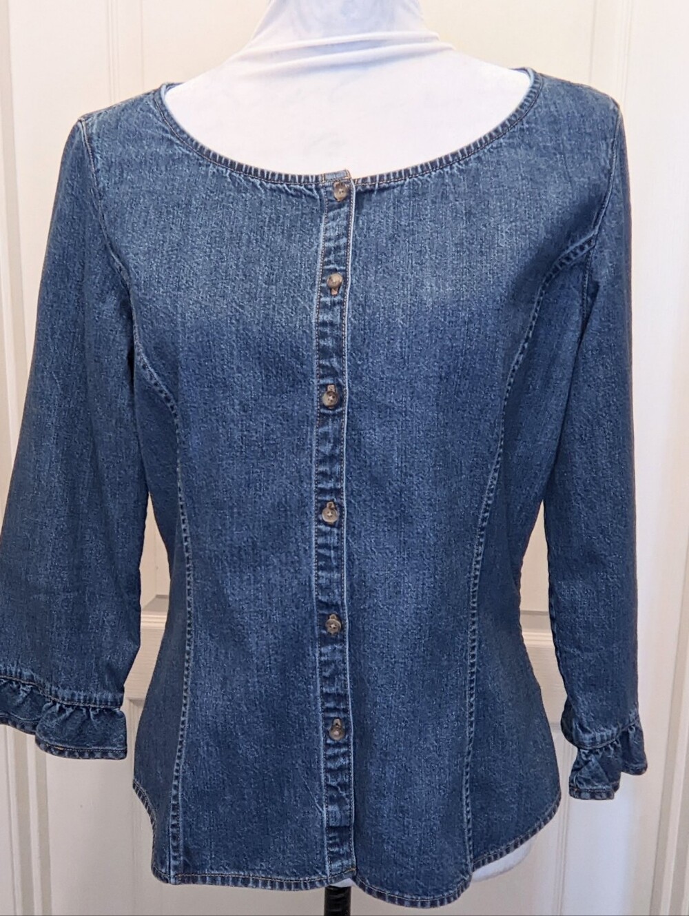Denim Top Women Ruffle Sleeves Button Front Scoop Neck Western Cowgirl Size 10